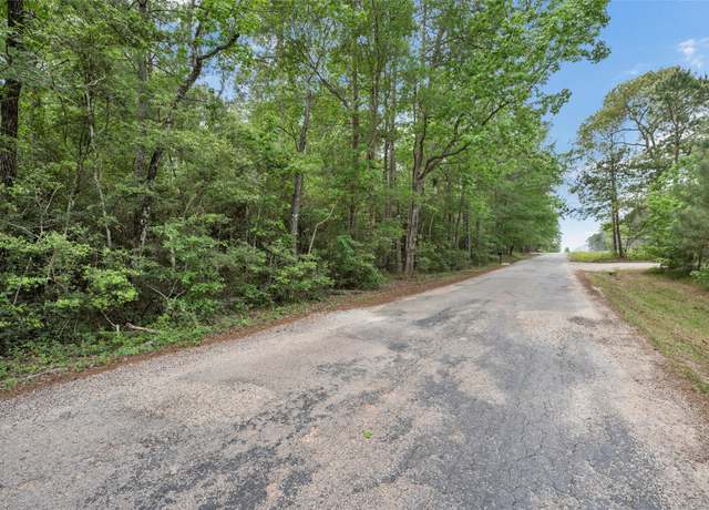 Property at 405 Pool Rd, Richards, TX 77873