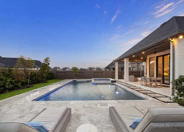 Property at 8818 Laurel Crest Dr, Missouri City, TX 77459, 4 beds, 3.5 baths