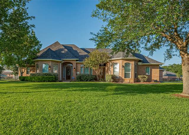 Property at 9011 Lady Laura Ln, Richmond, TX 77469, 4 beds, 3.5 baths