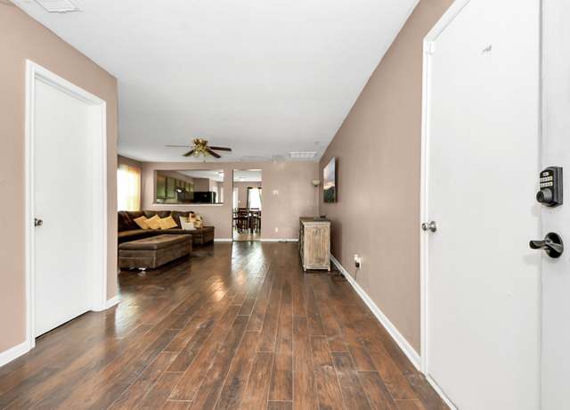 Property at 20910 Brannon Hill Ln, Humble, TX 77338, 2 beds, 2 baths