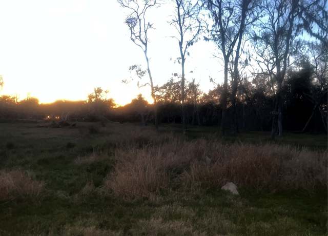 Property at 32602 Bayou Bnd, Richwood, TX 77515