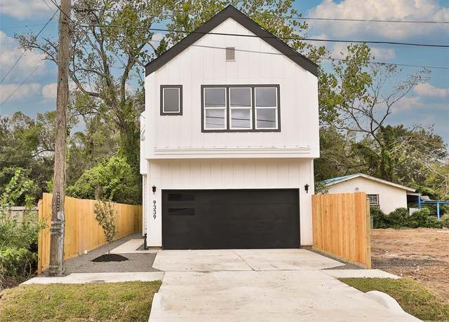 Property at 9339 Lavender St, North Houston, TX 77016, 3 beds, 2.5 baths