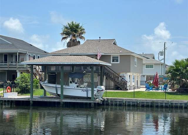 Property at 1039 Redfish St, Bayou Vista, TX 77563, 3 beds, 2.5 baths