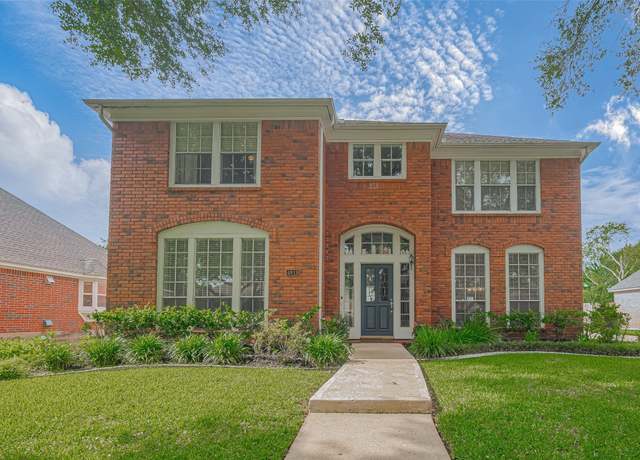 Property at 4819 Whitby Cir, Sugar Land, TX 77479, 4 beds, 2.5 baths