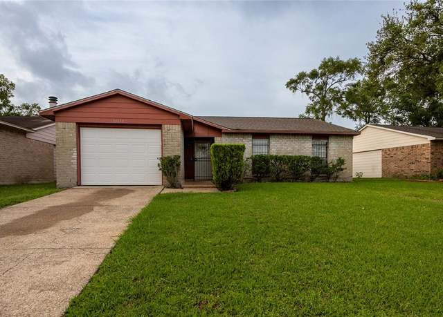 Property at 14658 Flair Dr, Houston, TX 77049, 3 beds, 2 baths