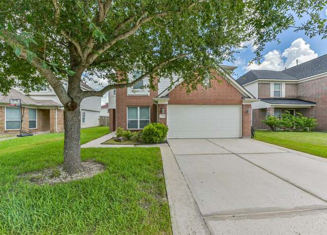 Property at 5615 Turmeric Dr, Baytown, TX 77521, 5 beds, 3 baths