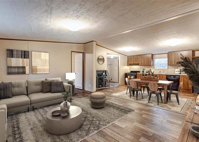 Property at 10757 Doe Hill Rd, Montgomery, TX 77316, 3 beds, 2 baths