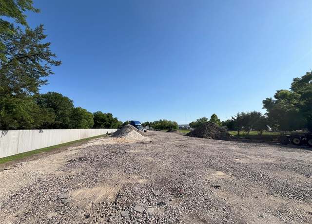 Property at 6007 Brookfield Dr, Houston, TX 77085