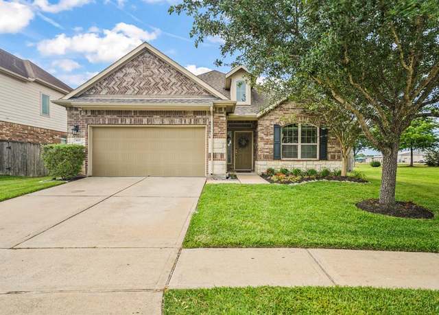 Property at 3617 Watzek Way, Pearland, TX 77581, 4 beds, 2 baths