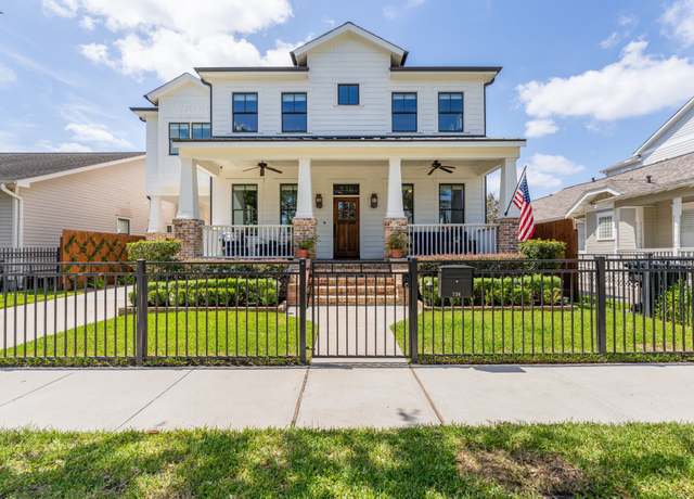 Property at 736 E 7th 1/2 St, Houston, TX 77007, 4 beds, 5 baths