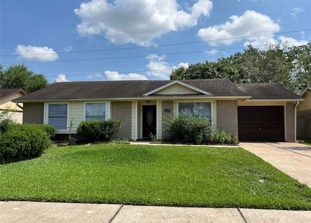 Property at 2503 Ironclad Dr, League City, TX 77573, 4 beds, 2 baths