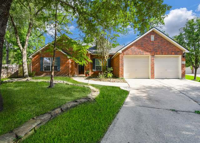 Property at 2 Camborn Pl, The Woodlands, TX 77384, 4 beds, 2.5 baths