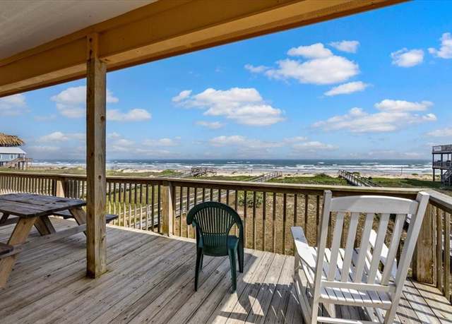Property at 988 Blue Water Hwy, Freeport, TX 77541, 3 beds, 3 baths
