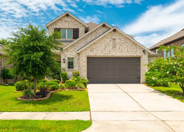 Property at 8034 Whisper Grove Dr, Magnolia, TX 77354, 5 beds, 3 baths