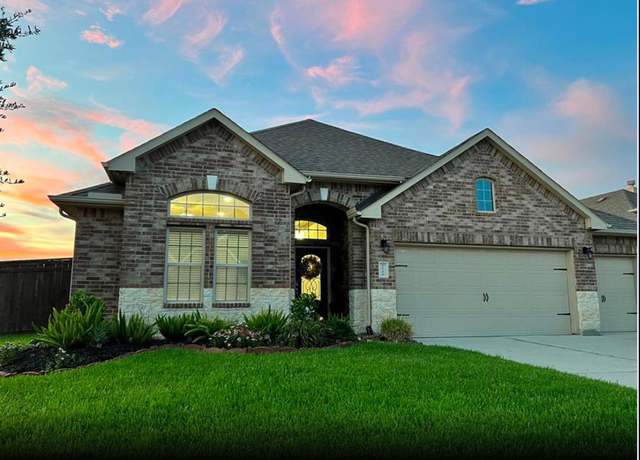 Property at 8023 Bosphorus St, Houston, TX 77044, 3 beds, 2.5 baths
