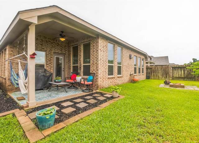 Property at 17915 Tall Chestnut St, Cypress, TX 77429, 3 beds, 3.5 baths