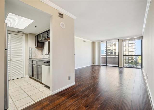 Property at 3525 Sage Rd #805, Houston, TX 77056, 1 bed, 1 bath