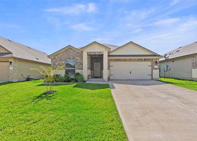 Property at 1935 Cartwright St, Bryan, TX 77807, 4 beds, 2.5 baths