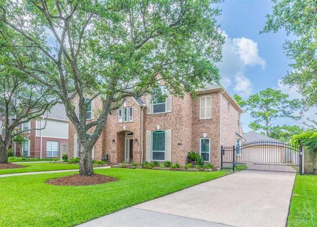 Property at 19415 Morrisfield Ct, Houston, TX 77094, 5 beds, 4 baths