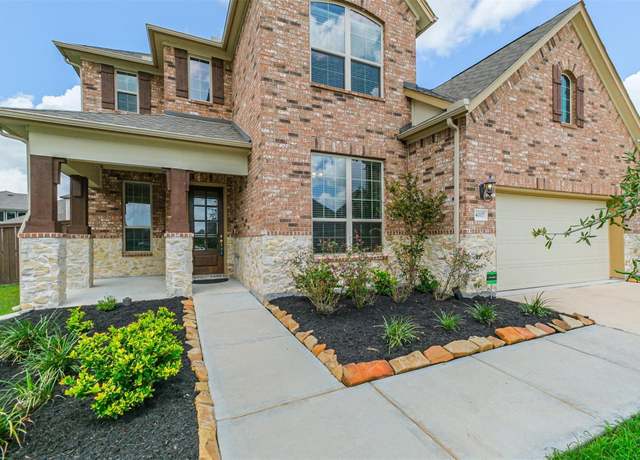 Property at 4007 Martin Ridge Dr, Manvel, TX 77578, 5 beds, 4 baths