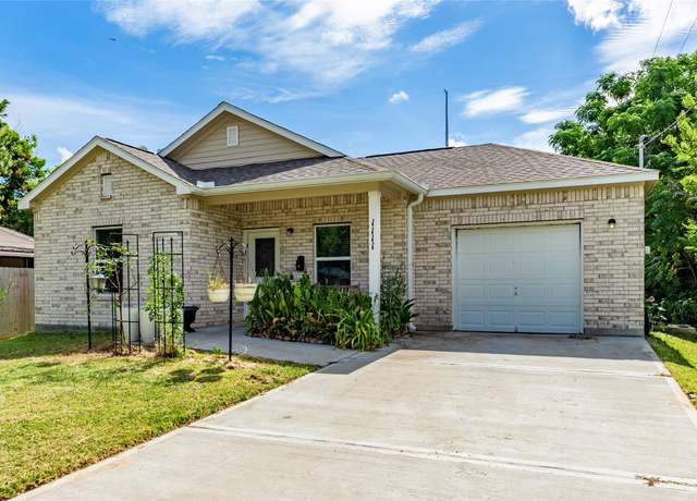 Property at 1111 12th 1/2 St N, Texas City, TX 77590, 3 beds, 2 baths