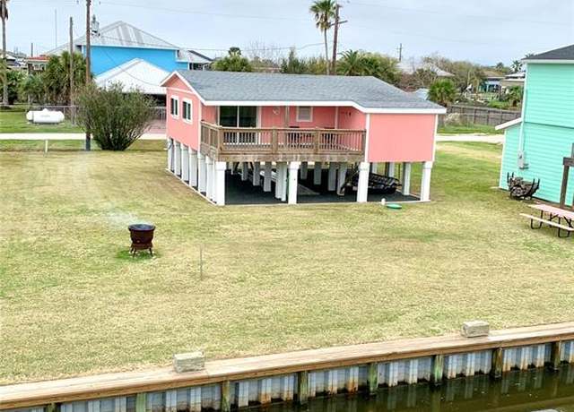 Property at 1102 Mayes, Crystal Beach, TX 77650, 1 bed, 1 bath