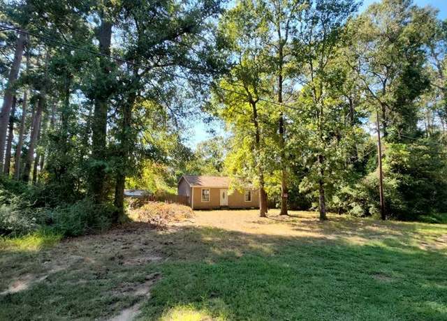 Property at 145 Holly Dr, Onalaska, TX 77360, 2 beds, 1 bath