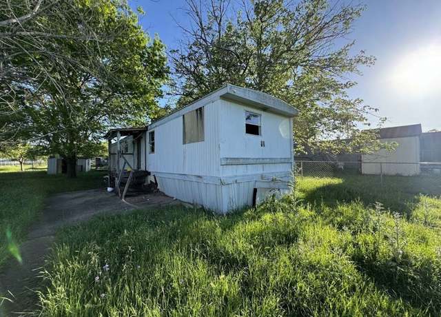 Property at 12 Dandelion St, Belton, TX 76513, 2 beds, 1 bath