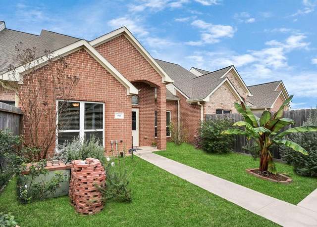 Property at 1811 Leisure Ct, Pasadena, TX 77504, 2 beds, 2 baths