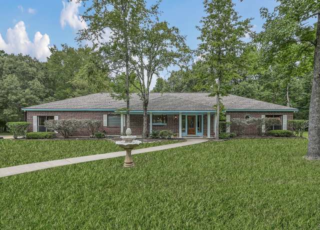 Property at 9610 Sendera Dr, Magnolia, TX 77354, 4 beds, 2 baths