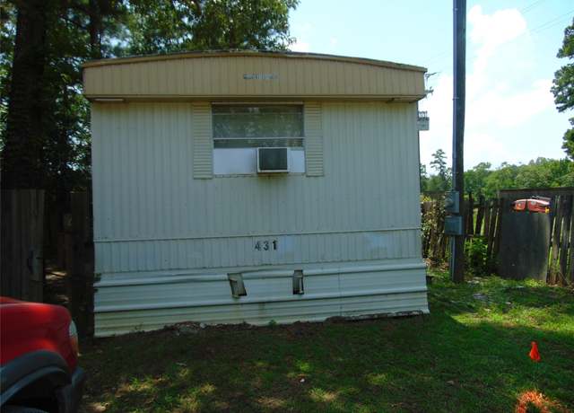 Property at 431 Terlingua St, Livingston, TX 77351, 2 beds, 1 bath