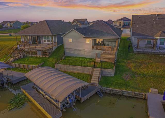 Property at 10737 S Lake Mist Ln, Willis, TX 77318, 3 beds, 2.5 baths