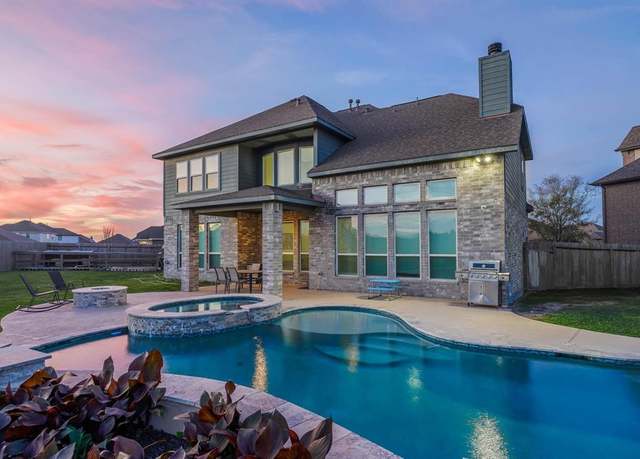Property at 6201 Moosewood Ln, League City, TX 77573, 6 beds, 5 baths