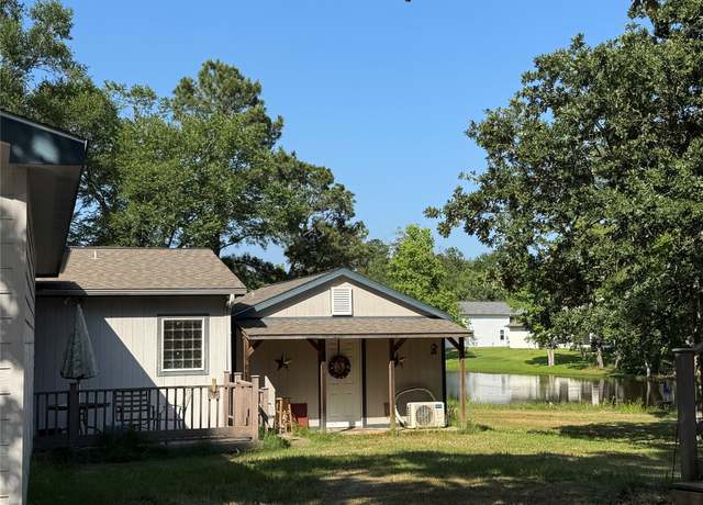Property at 174 West Crk, Trinity, TX 75862, 3 beds, 2 baths
