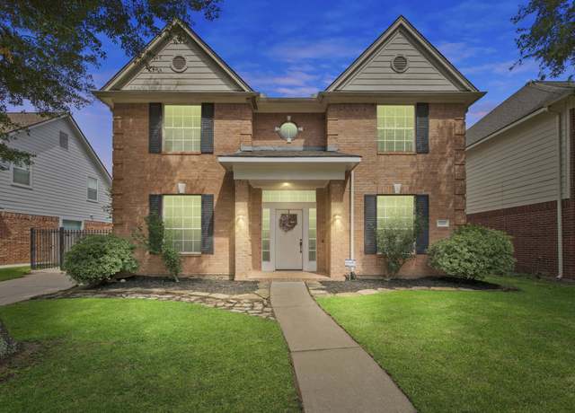 Property at 12727 Regal Pine Ln, Houston, TX 77070, 3 beds, 2.5 baths