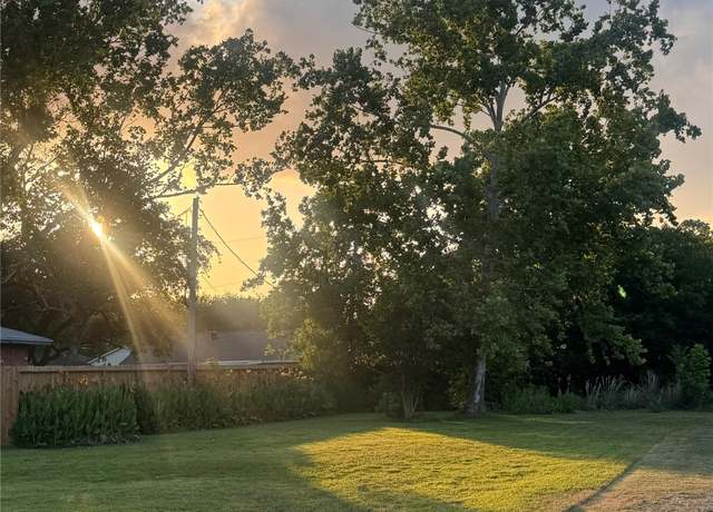 Property at 1514 2nd St St, League City, TX 77573