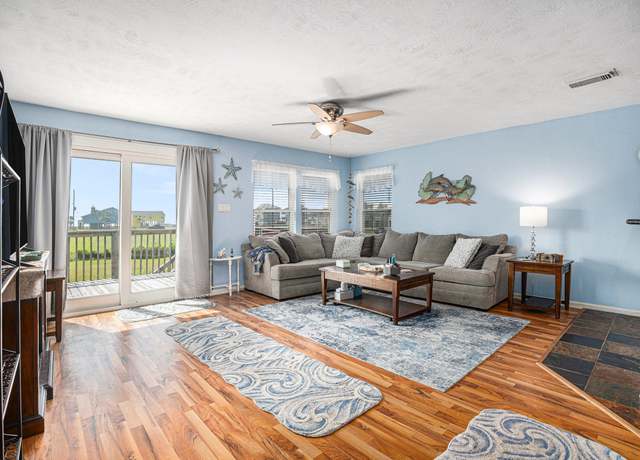 Property at 4123 7th St, Galveston, TX 77554, 3 beds, 2 baths