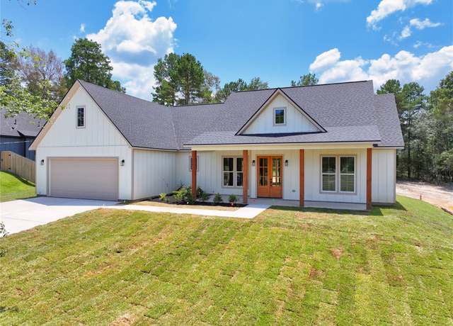 Property at 10176 County Road 302, Plantersville, TX 77363, 4 beds, 2 baths