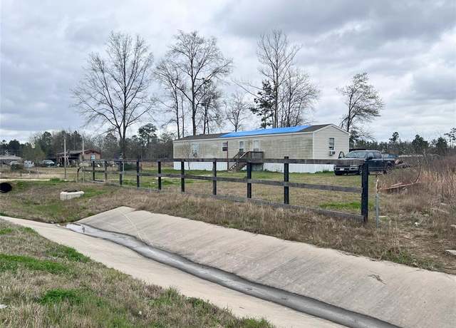 Property at 1052 Road 5260, Cleveland, TX 77327, 3 beds, 2 baths