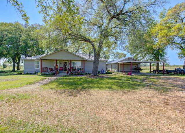 Property at 36239 Cochran Rd, Waller, TX 77484, 2 beds, 1.5 baths