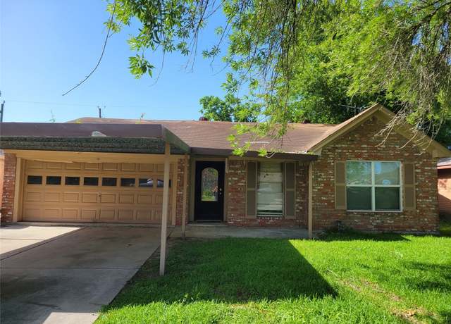 Property at 202 Harold Ln, Baytown, TX 77521, 3 beds, 2 baths