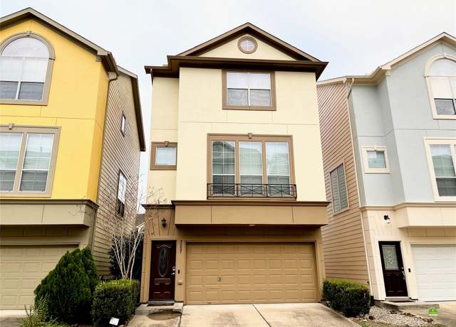Property at 3207 Clearview Cir, Houston, TX 77025, 3 beds, 3.5 baths