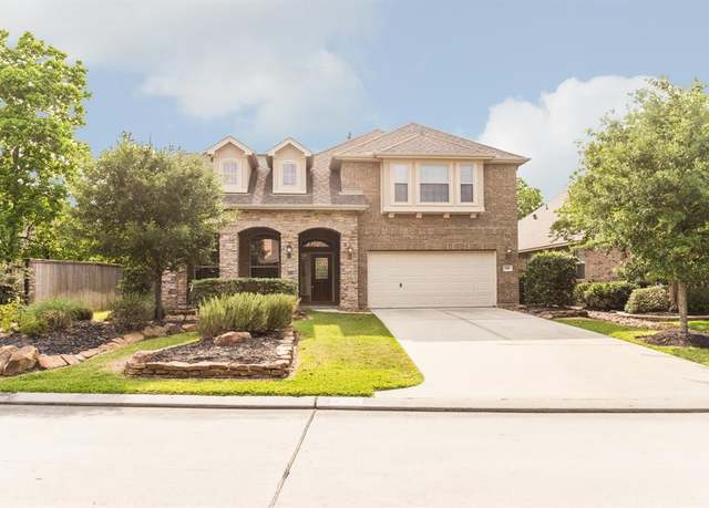 Property at 214 Pinto Point Dr, Spring, TX 77389, 4 beds, 3.5 baths