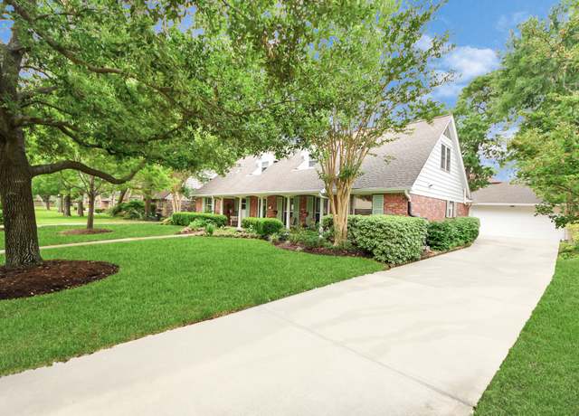 Property at 719 Electra Dr, Houston, TX 77079, 4 beds, 3.5 baths
