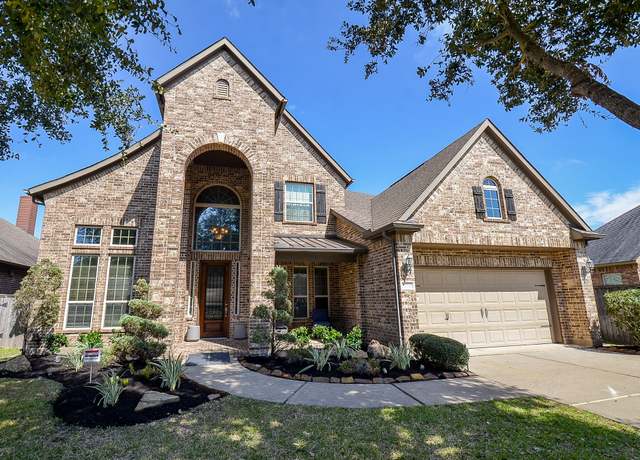 Property at 27710 Halls Farms Ln, Fulshear, TX 77441, 5 beds, 4.5 baths