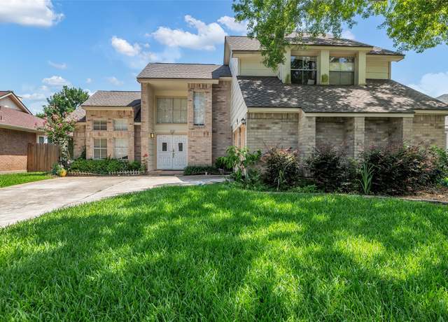 Property at 3714 Green Fields Dr, Sugar Land, TX 77479, 4 beds, 2.5 baths