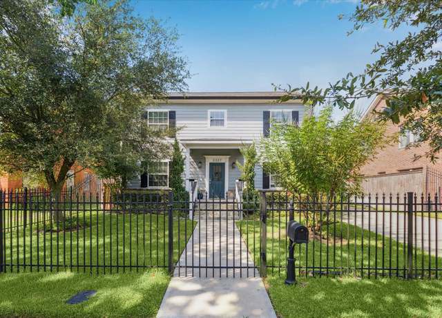 Property at 3327 Palm St, Houston, TX 77004, 4 beds, 2.5 baths