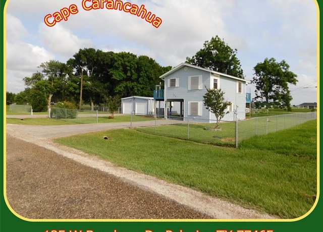 Property at 135 W Bayshore Dr, Palacios, TX 77465, 2 beds, 2 baths