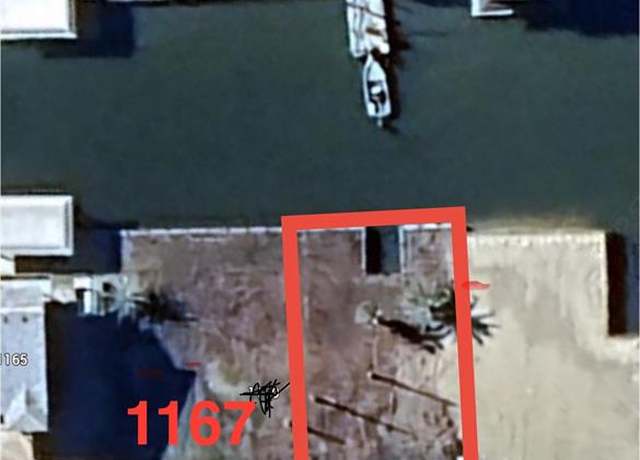 Property at 1169 N Stingaree Dr, Crystal Beach, TX 77650