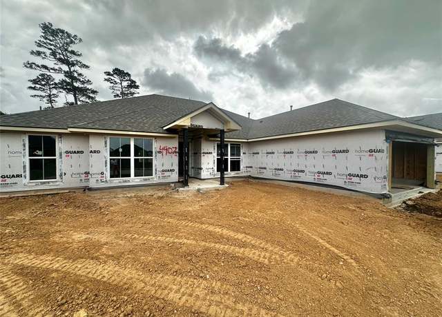 Property at 4407 Karam Lndg, Dickinson, TX 77539, 4 beds, 2 baths